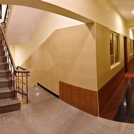 Siva Residency Hotell Mahabalipuram Exteriör bild