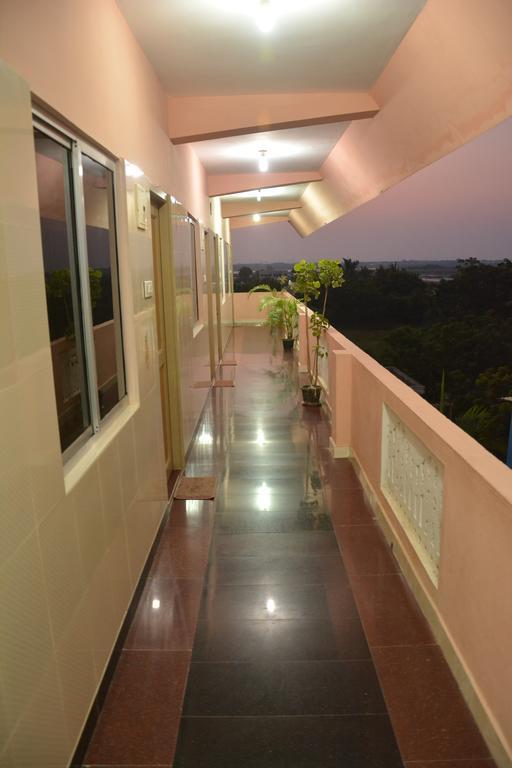 Siva Residency Hotell Mahabalipuram Exteriör bild